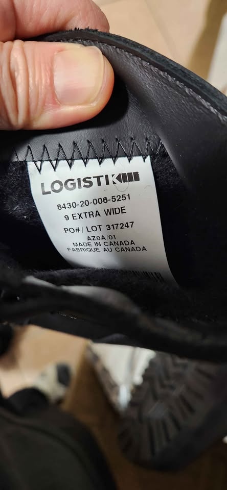 Brand new Men's zippered winter black boots - photo 2
