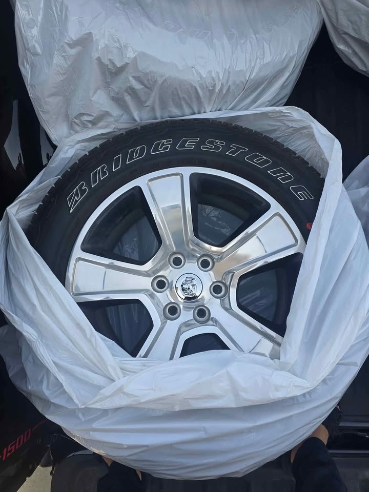 Truck Wheel set 6x139.7 20 inch - photo 3
