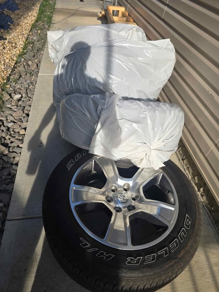 Truck Wheel set 6x139.7 20 inch - photo 4