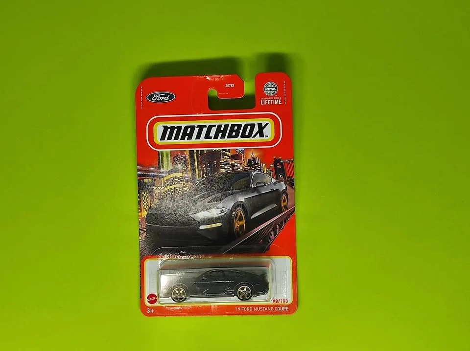 Matchbox Ford Mustang Coupe thumbnail