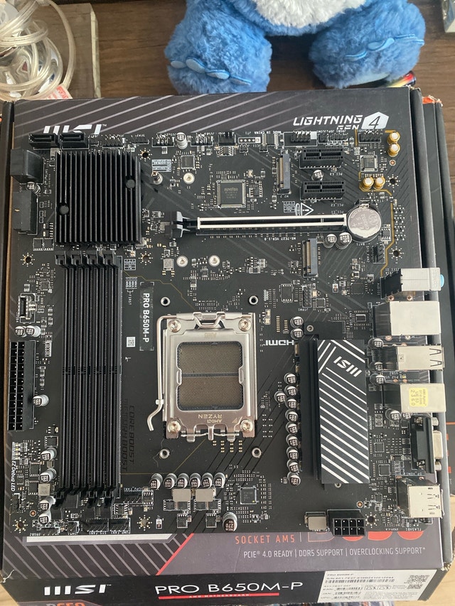 MSI PRO B650M-P Motherboard - photo 2