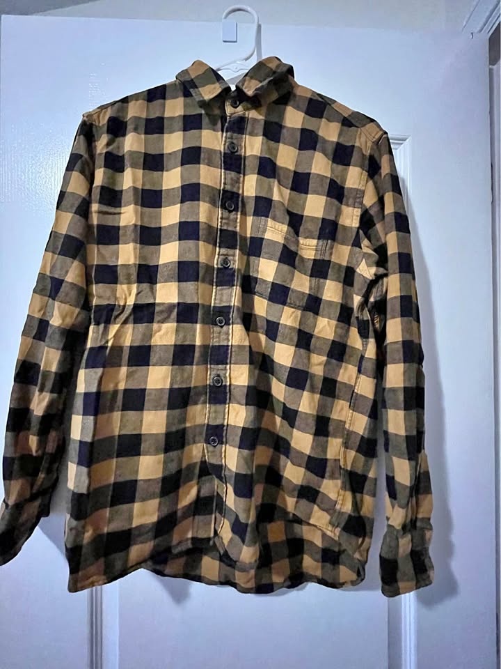 UNIQLO Mens Flannel Plaid Shirt Black Tan M