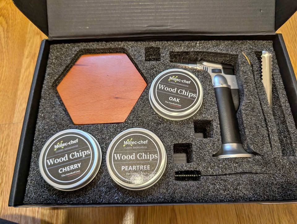Molec-chef Cocktail Smoker Kit – Complete Set w/ Torch + 6 Wood