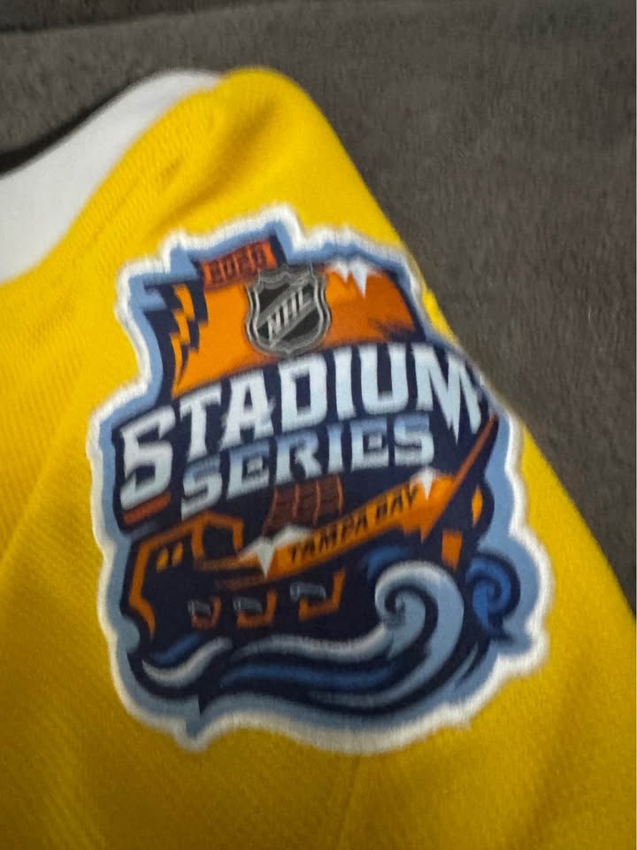 2026 Bruins Stadium Series Jersey - Fanatics Premium - Size 54 - photo 4