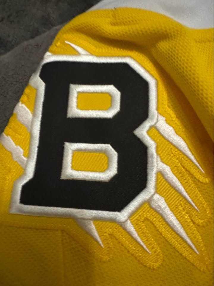 2026 Bruins Stadium Series Jersey - Fanatics Premium - Size 54 - photo 5