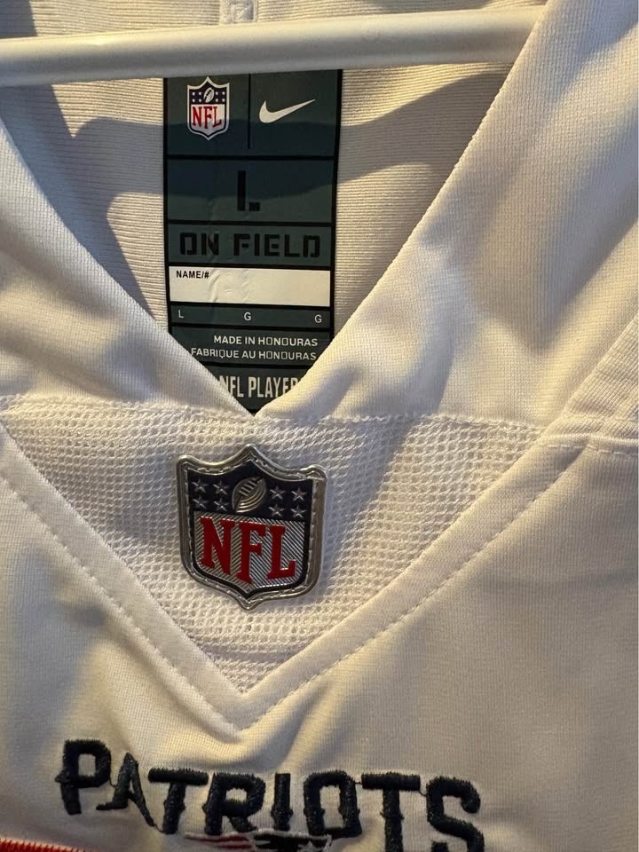 Nike Patriots Drake Maye White Jersey - New w/Tags - photo 5