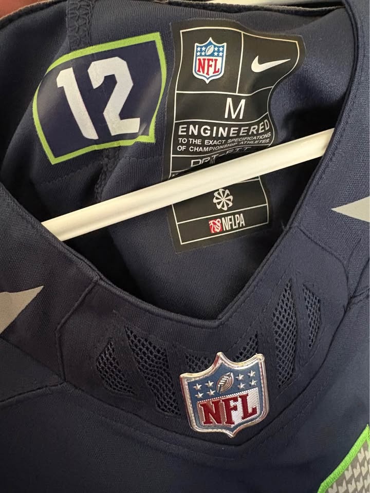 Nike Seahawks JSN Jersey - New w/ Tags - photo 5