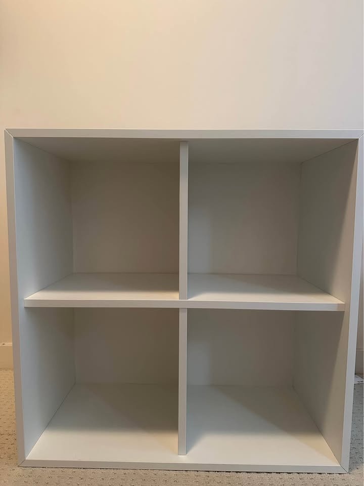 IKEA EKET 2x2 Storage Shelf Unit (White) – Good Condition - photo 2