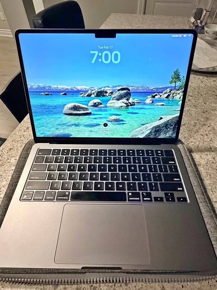 MacBook Air 2022 M2