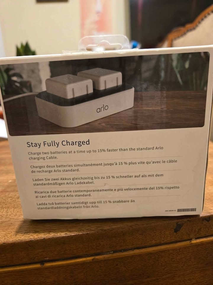 Arlo Charging Station - photo 2