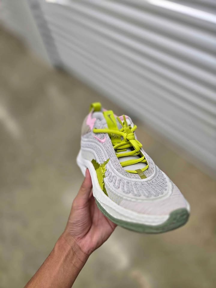 Nike Cosmic Unity 3 Basketball Shoes