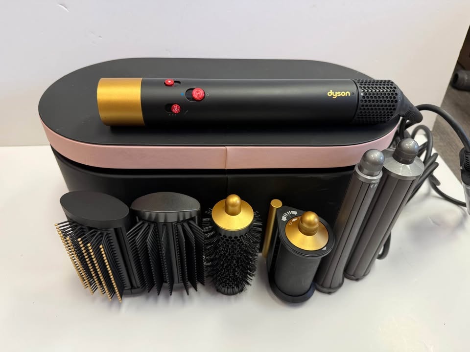Dyson Airwrap – Black & Gold (Limited Edition) - photo 4