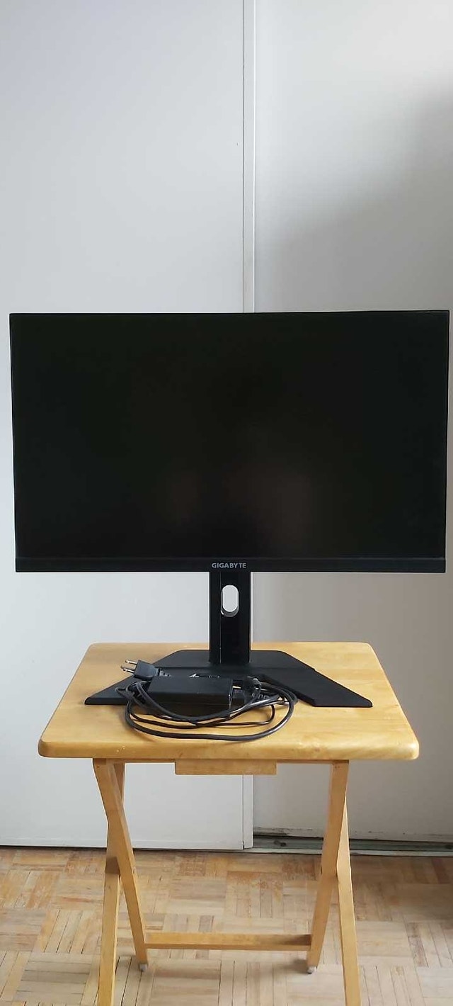 Gigabyte M27Q Desktop Monitor