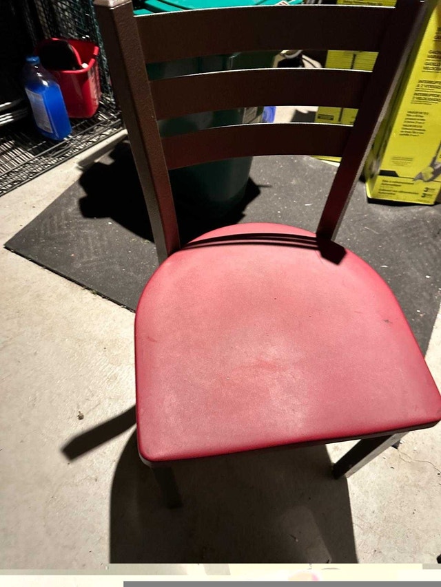 Metal chairs SALE! - photo 2