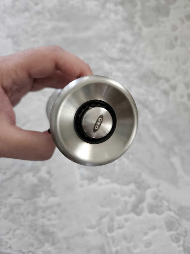 Salt and Pepper Grinders - photo 2