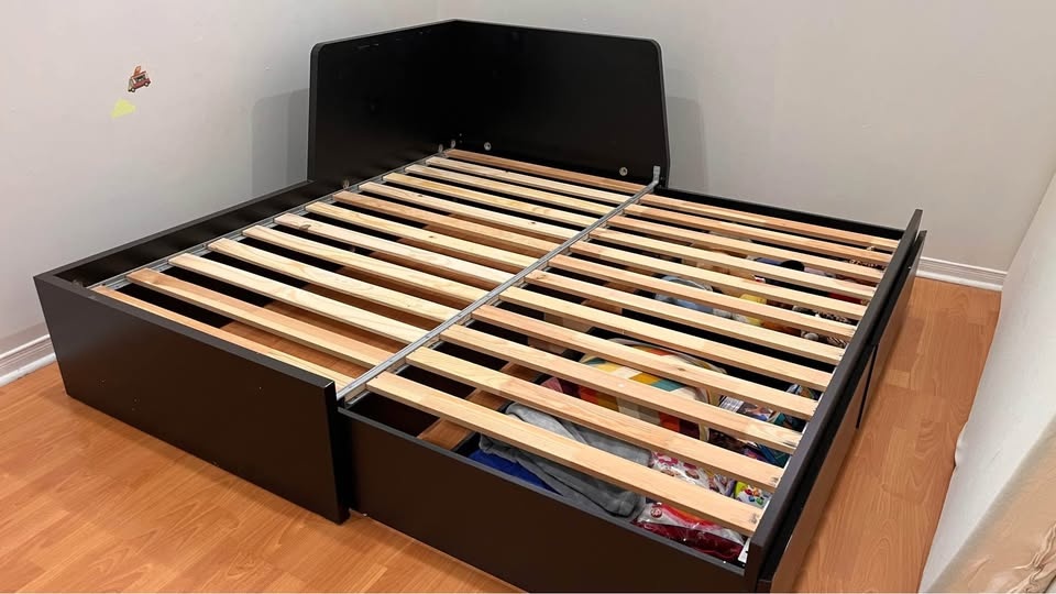 Extendable Twin Ikea Bed - photo 2