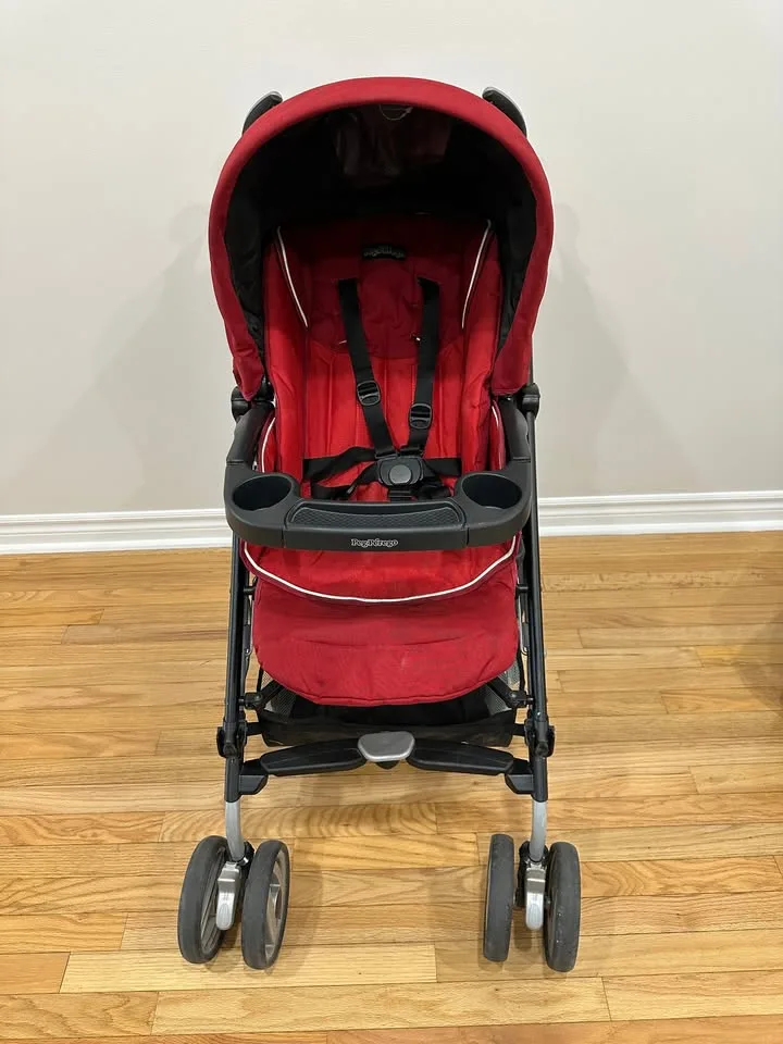 Stylish Peg-Pérego Pliko Switch Compact Stroller 🥕 image indicator(2)