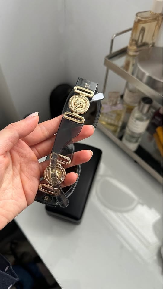 Versace Grey Sunglasses - Authentic - photo 4