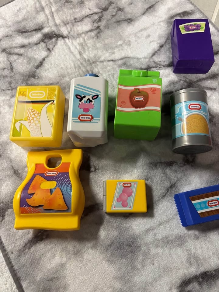 Vintage Little Tikes Pretend Play Food - photo 2