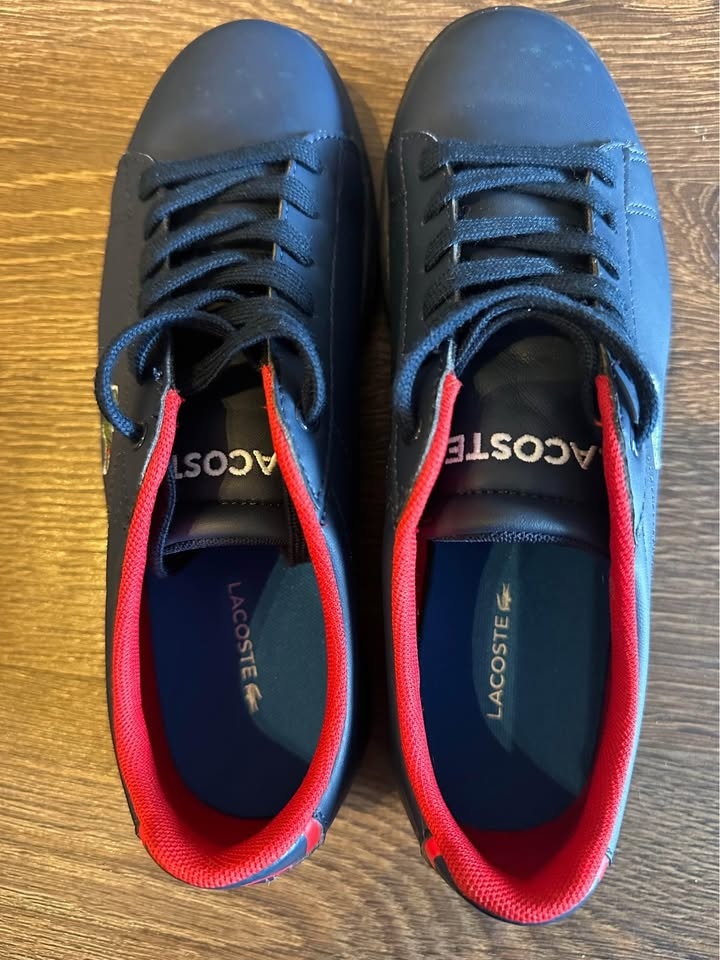 BNWOB Lacoste Blue Carnaby Sneakers - Size 6 - photo 2