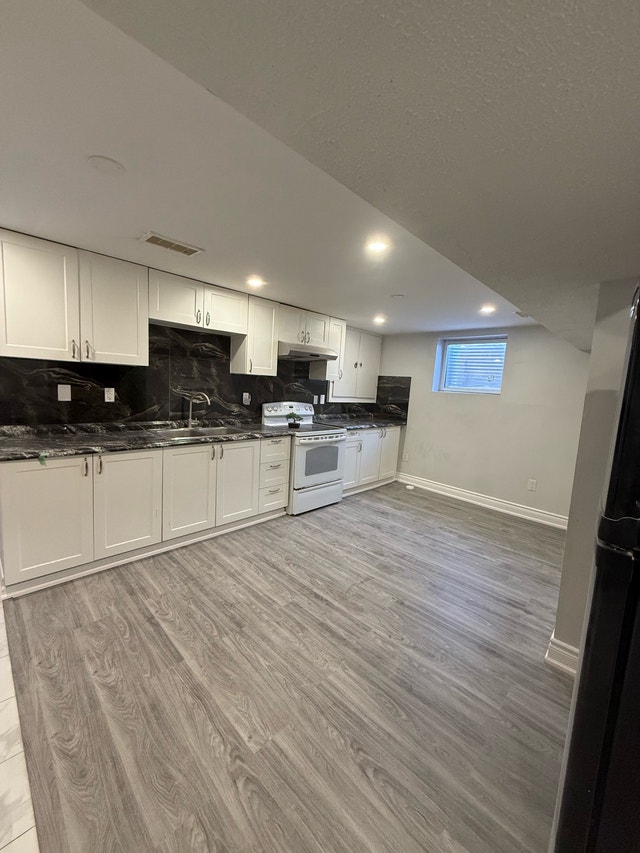 2 Bedroom Legal Basement Apartment - photo 2