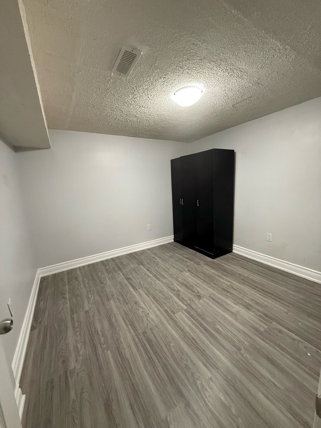 2 Bedroom Legal Basement Apartment - photo 4
