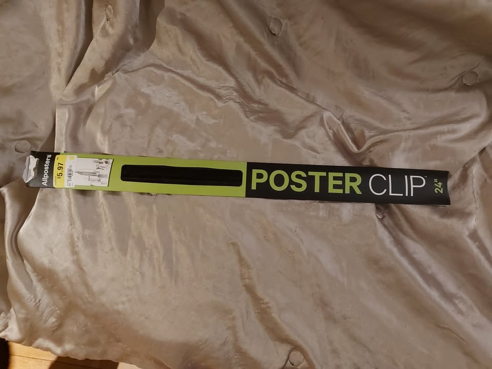 Allposters Poster Clip - Black (24") Poster Hanger - photo 2