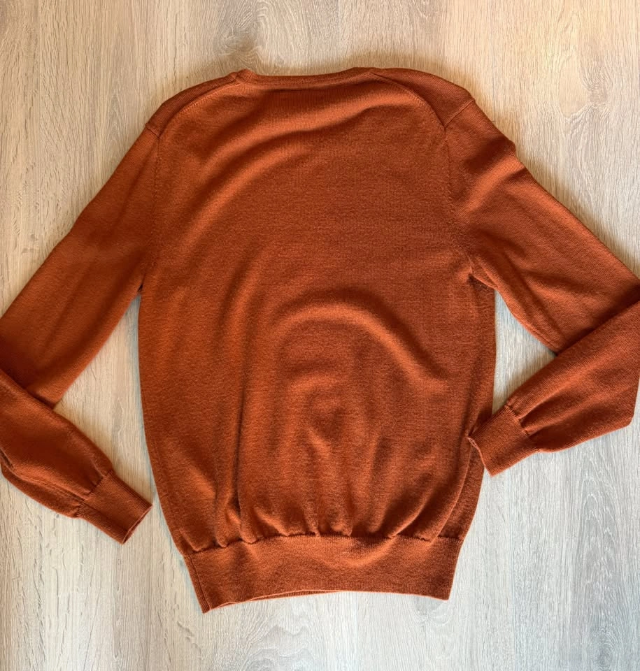 100% Merino Wool Crewneck Sweater - Size M - photo 4