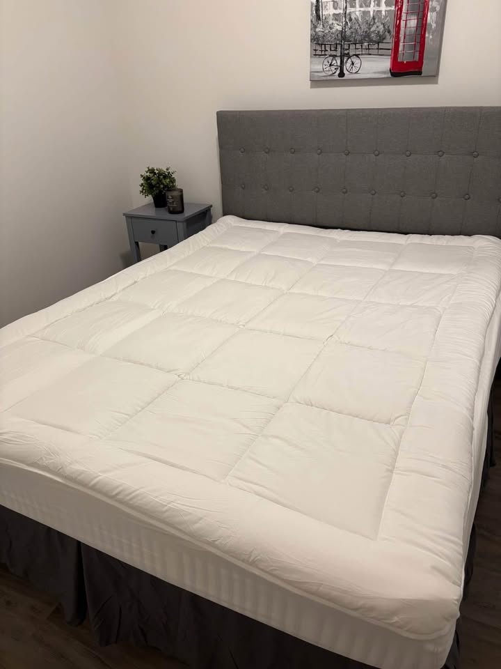 Queen Memory Foam Mattress - Staging Sale - photo 2