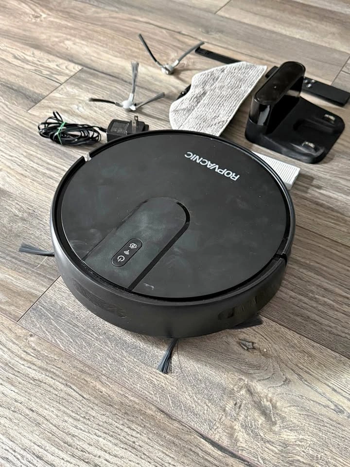 Ropvacnic Robot Vacuum