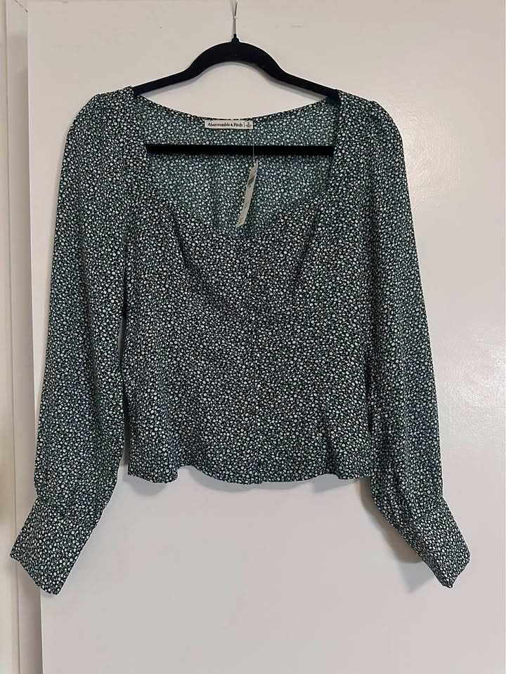 NEW WITH TAG Abercrombie & Fitch Green Floral Square Neck Top Sm