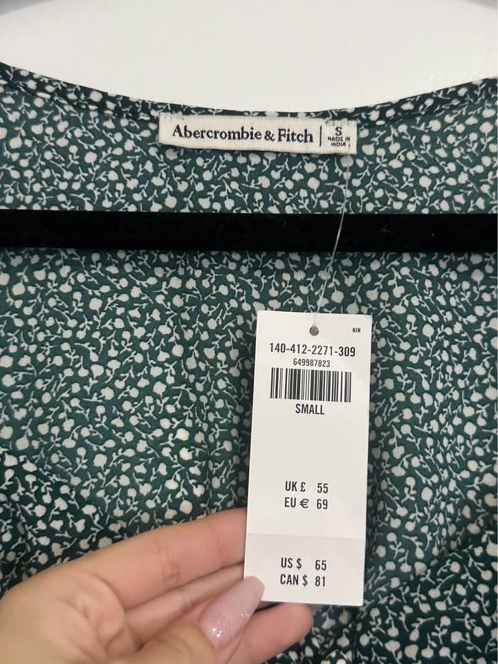 NEW WITH TAG Abercrombie & Fitch Green Floral Square Neck Top Sm - photo 2