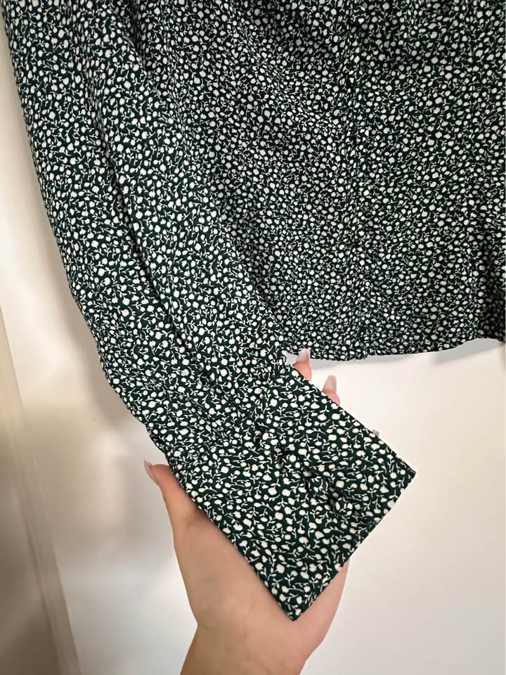NEW WITH TAG Abercrombie & Fitch Green Floral Square Neck Top Sm - photo 5