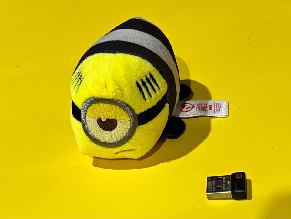 Ty Beanie Babie - Minions "Mel" Plush