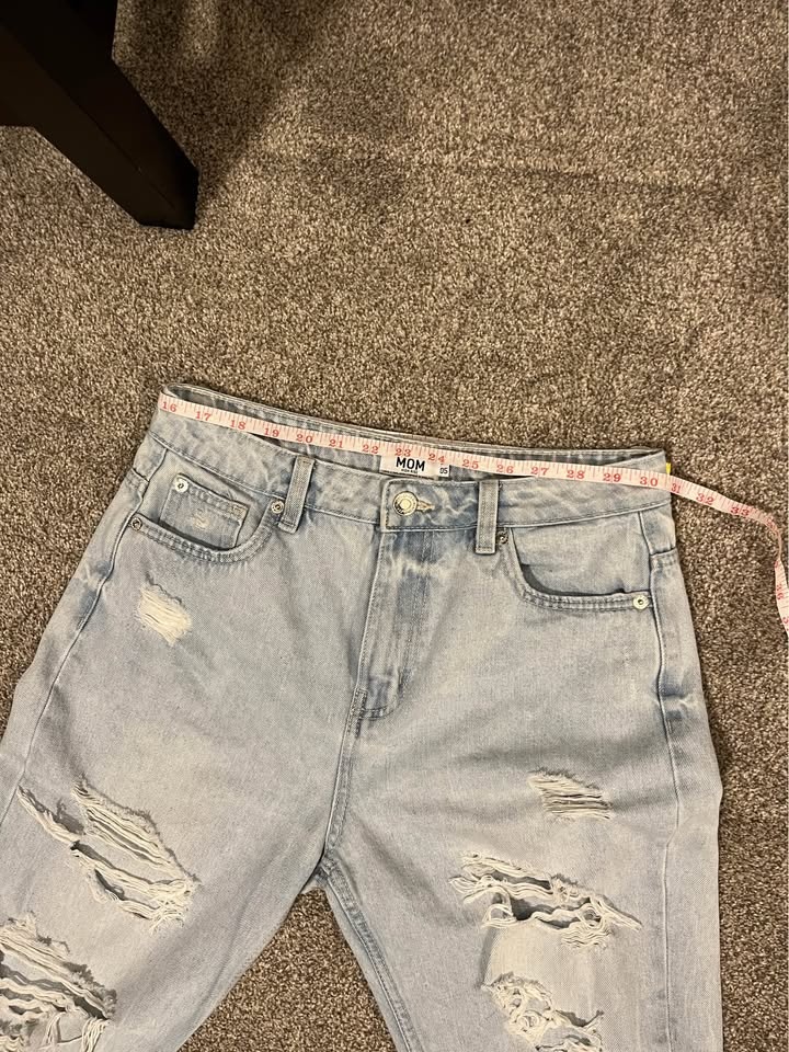REFUGE High Rise Mom Fit Jeans - Size 5/6 - photo 5