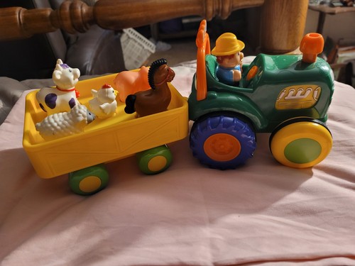 Kiddieland Farm Tractor and Trailer Animals Sounds/Moves Old McD - photo 2