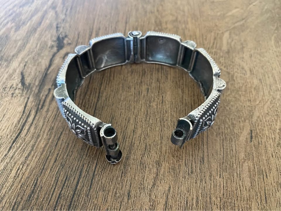 Women’s Oxidized Bracelet - photo 2