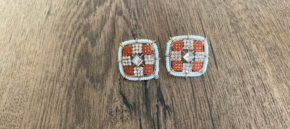 Brand New Earrings (8 Pairs- Swipe) - photo 3