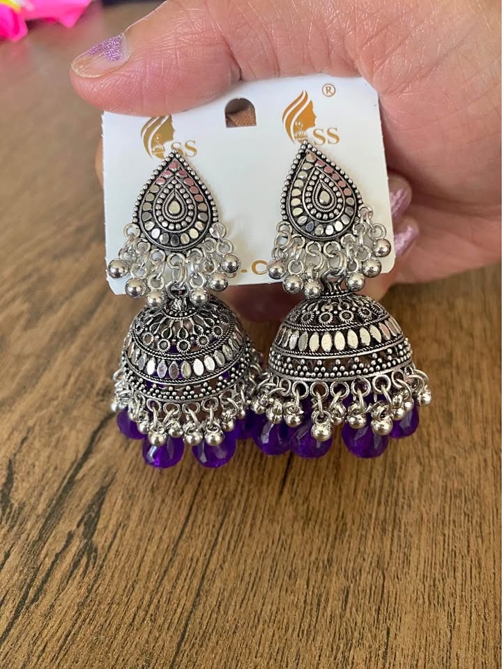Silver Jhumka Earrings w Purple Beads