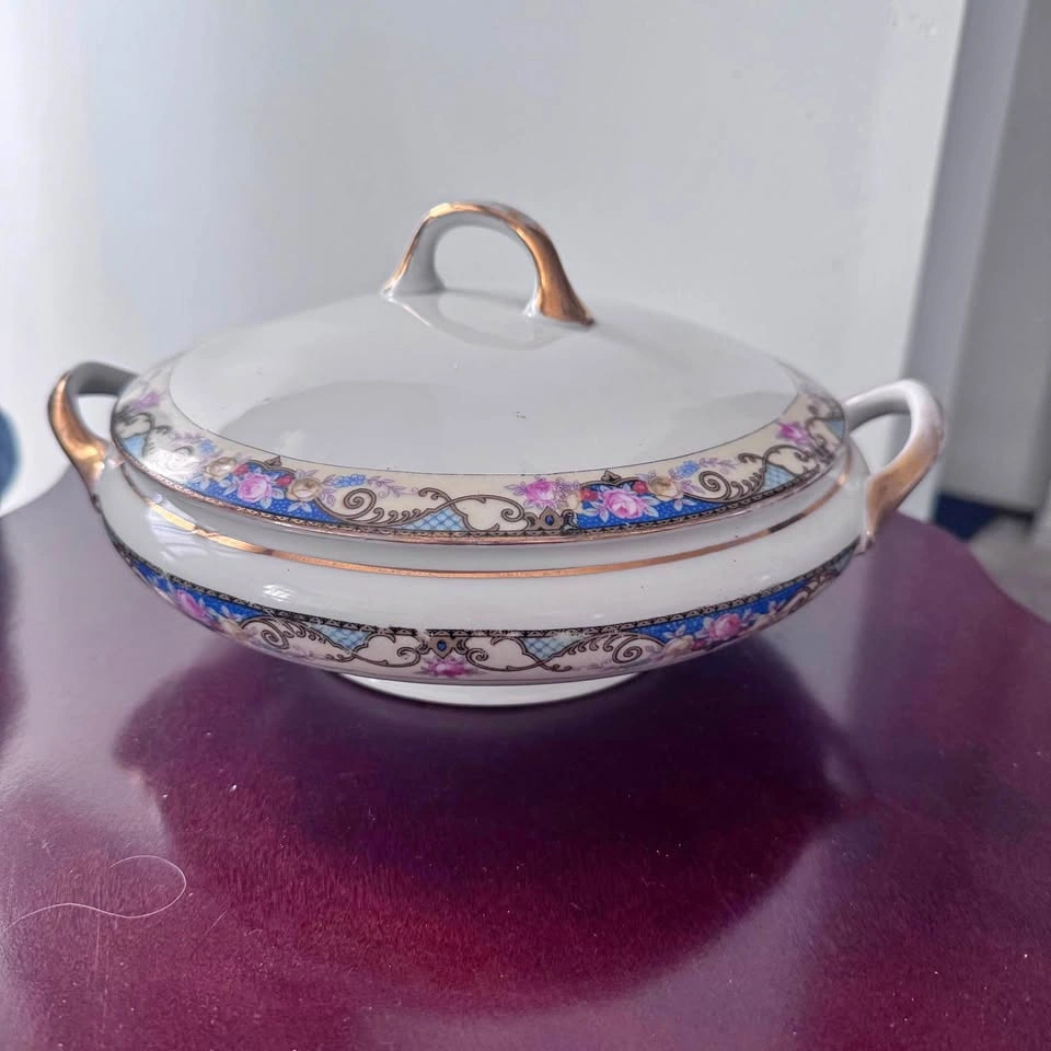 Vintage JS Maier Round Covered Vegetable Bowl: Floral Dinnerware