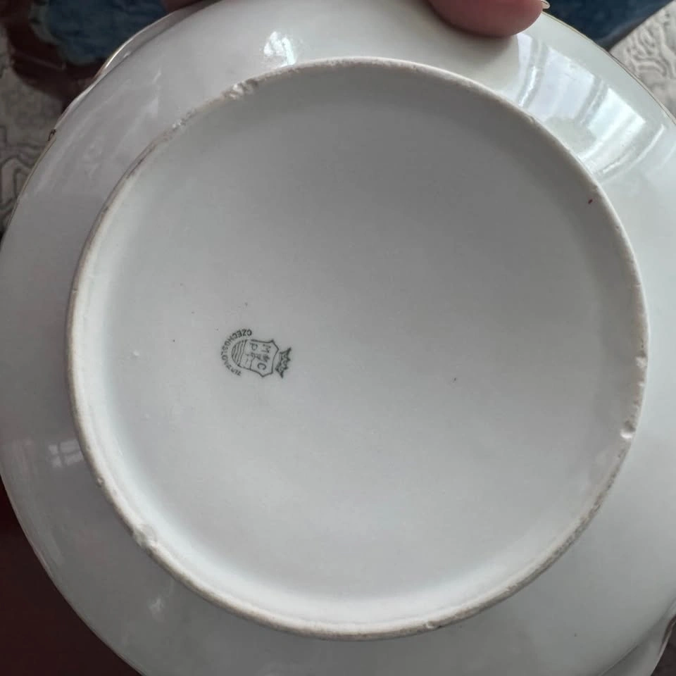 Vintage JS Maier Round Covered Vegetable Bowl: Floral Dinnerware - photo 5