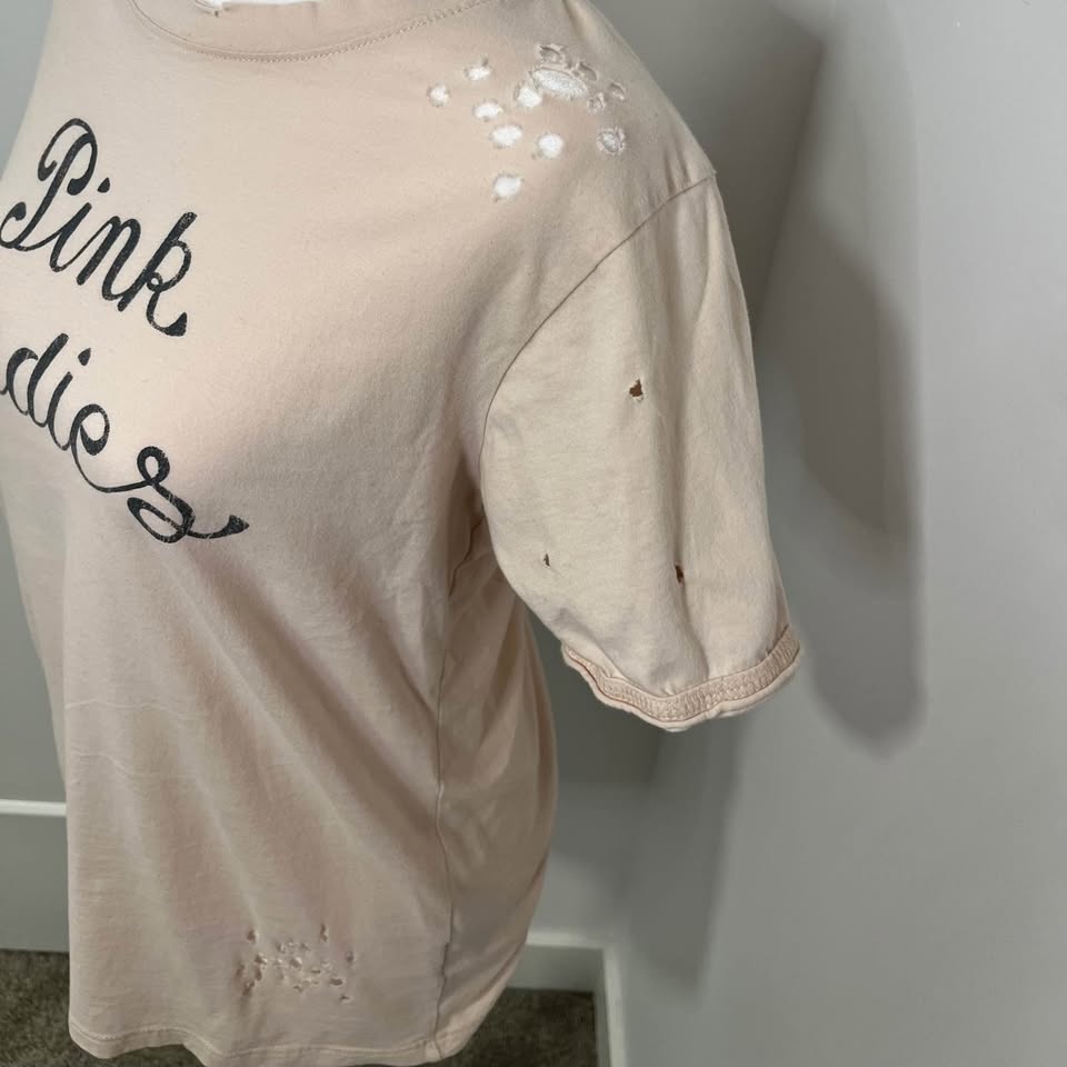 Prince Peter Collection Cream/Beige Graphic ‘Pink Ladies’ Tee - - photo 2