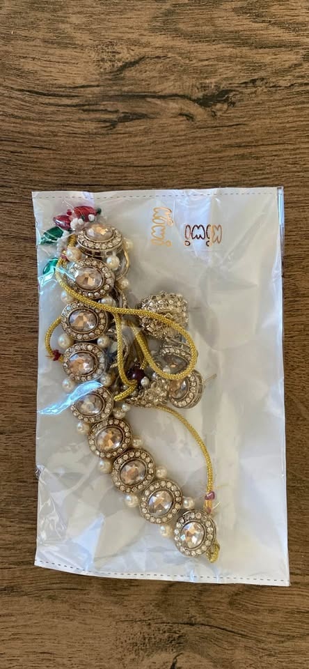 Gold Tone Necklace Earring Set w/ Pearls & Stones - photo 4