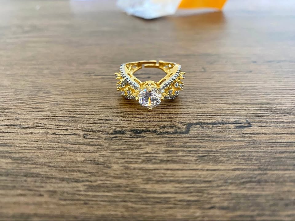 New Adjustable Ring