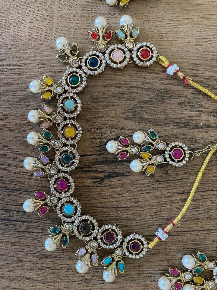 Multi Color Kundan Jewelry Set - photo 2
