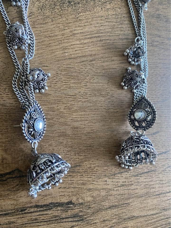 Traditional Earrings with chain - photo 3