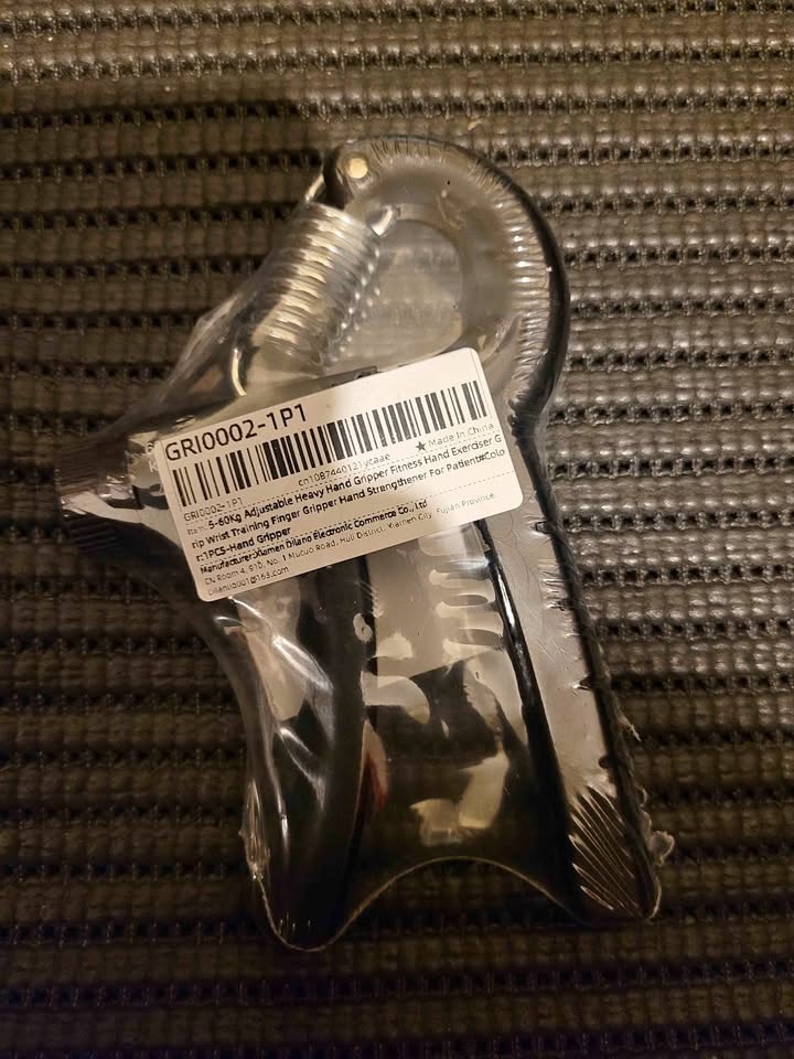 Brand new grip exerciser 5 to 60kg/11 to 132lbs