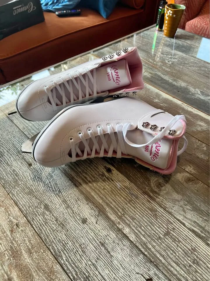 Cameo by Jackson Ice Skates Pink Rose size 8 thumbnail
