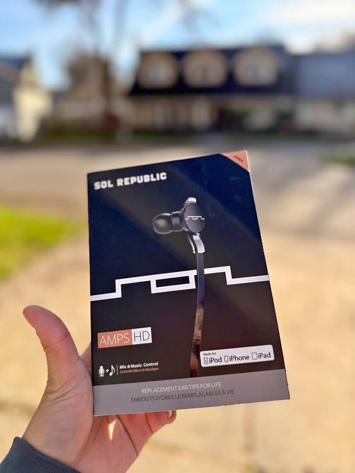 SOL Republic Earphones Brand New