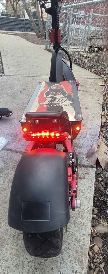E scooter 5600 watt 60 volt - photo 3